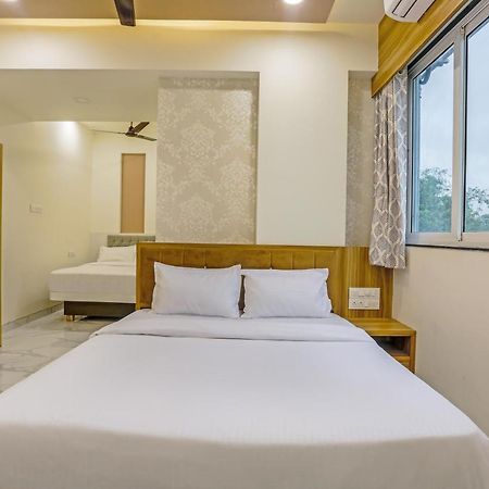 Sai Sagar Lodging & Boarding Ulhasnagar Экстерьер фото