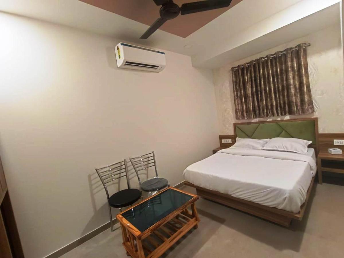 Sai Sagar Lodging & Boarding Ulhasnagar Экстерьер фото