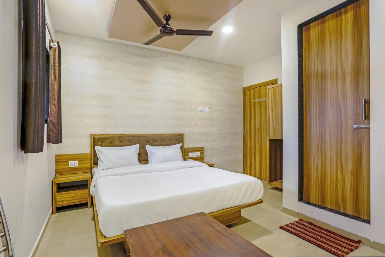 Sai Sagar Lodging & Boarding Ulhasnagar Экстерьер фото